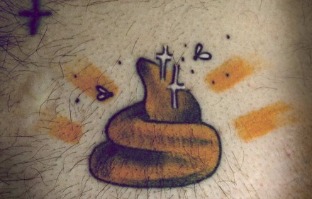 tatouage-merde-art-shockyou