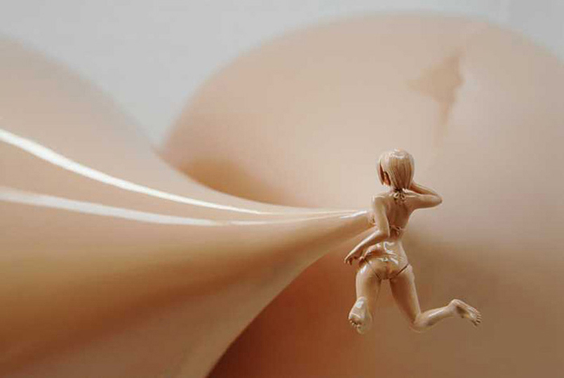 Shu Yong, Bubble Woman, 2006